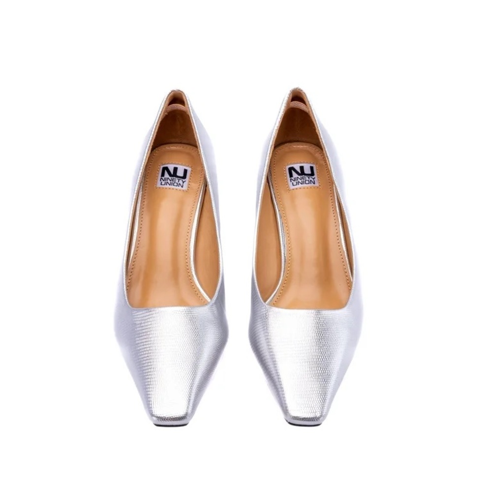 SOLD ❌ Women's Silver Heels